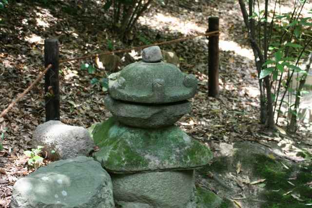岡山後楽園、園内の灯籠