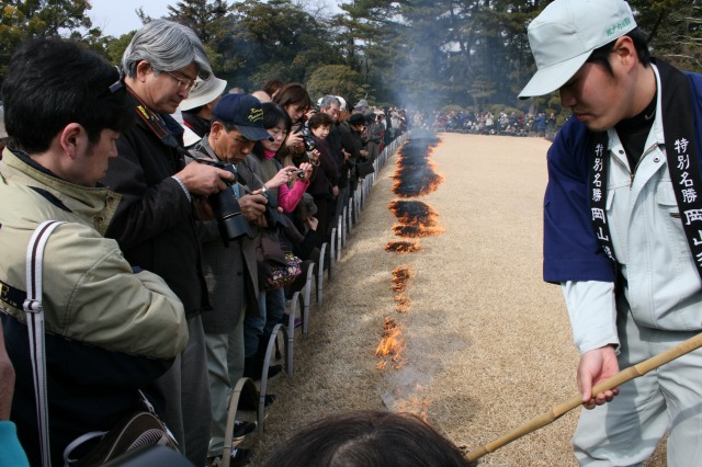 芝焼きの様子その二