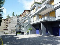 ポントレジーナ滞在サンモリッツ湖畔